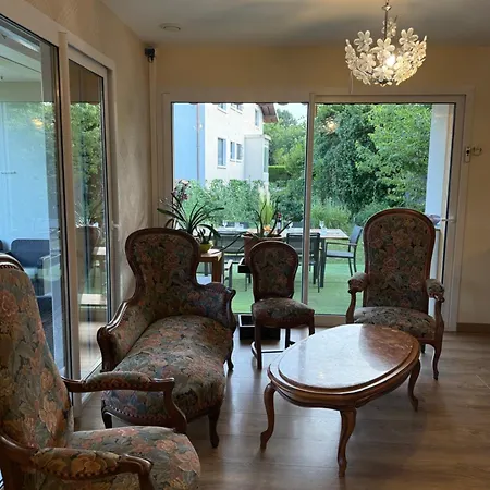 Elegant House Near Chateau De Voltaire *